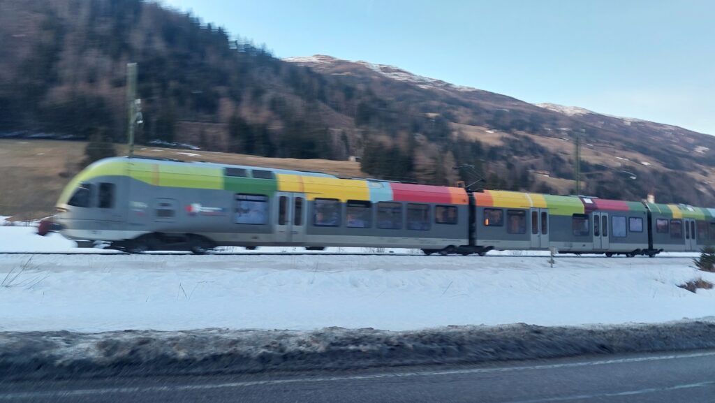 Pusteral Express - Vlak koji povezuje Drei Zinnen i Kronplatz